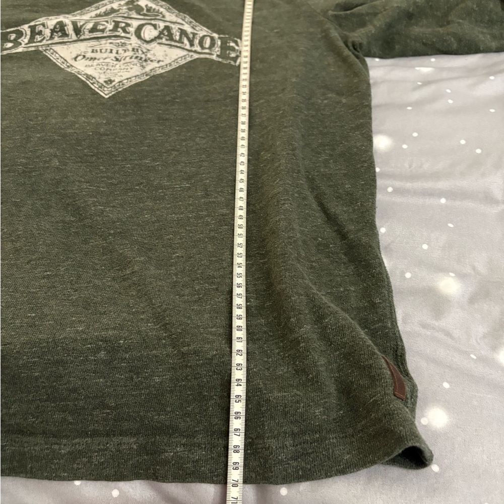 Beaver Canoe Women's Green Crew Neck Sweater - Picture 2 of 4